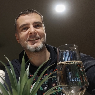 komarmajo@mamutovo.cz